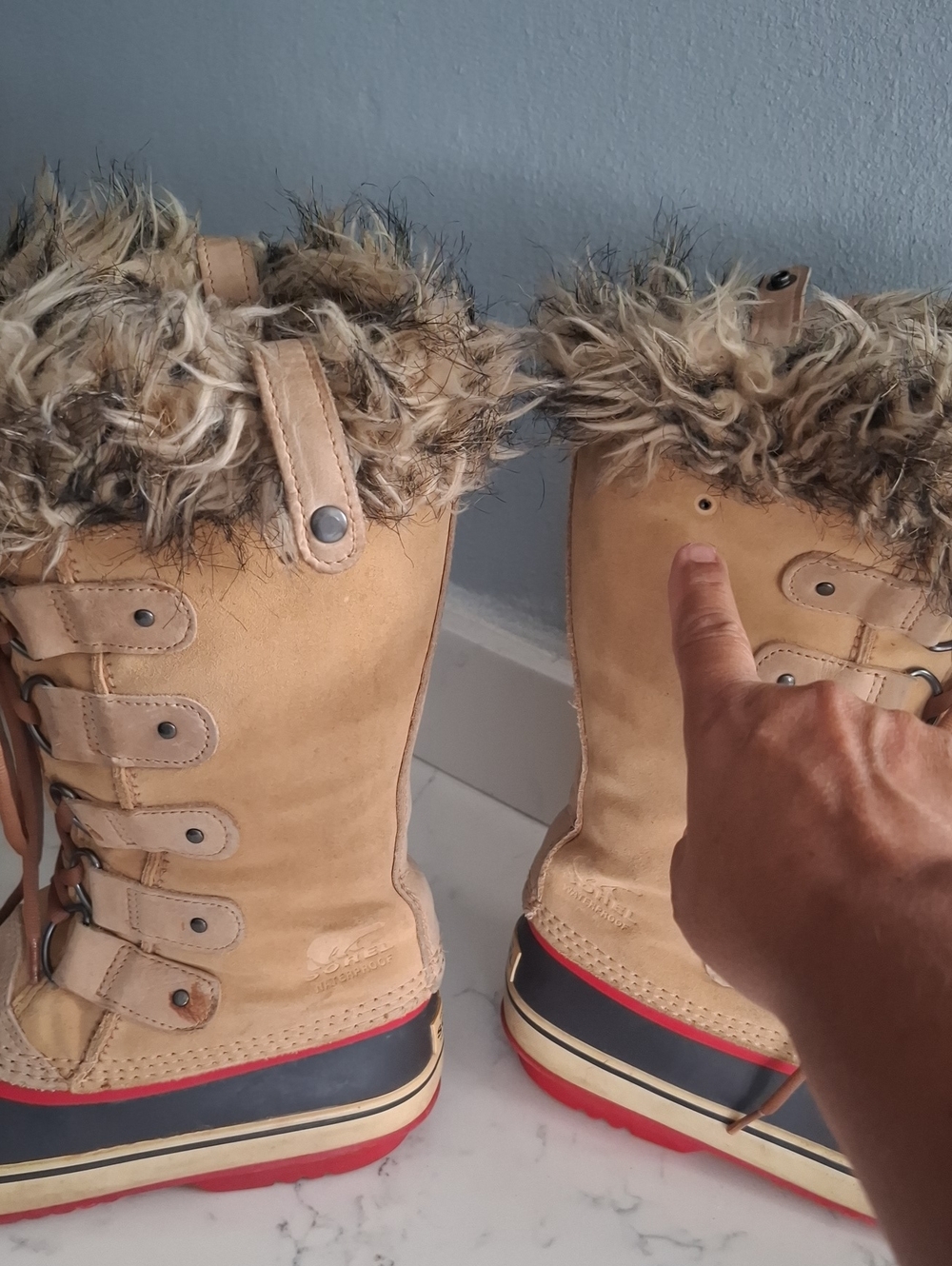 Sorel Waterproof Women's   Winter Lace-Up Boots with Faux Fur Collar - Picture 4 of 8